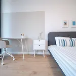 Mycampus 1 Bdrm, 4, Free Parking, Garden, Self Check-in דירה