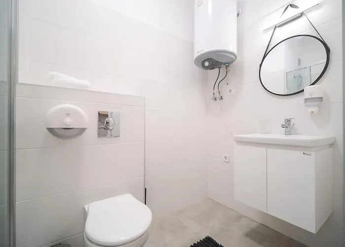 Mycampus 1 Bdrm, 4, Free Parking, Garden, Self Check-in