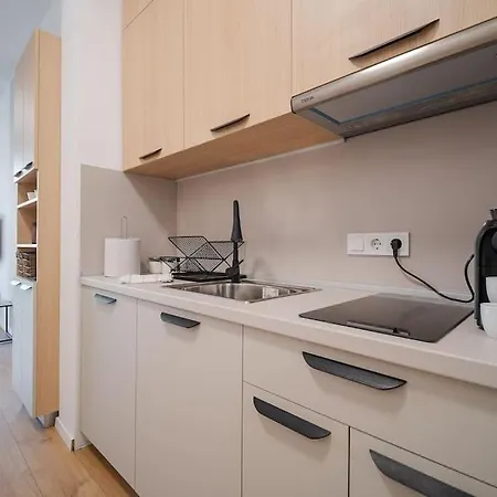 Mycampus 1 Bdrm, 4, Free Parking, Garden, Self Check-in